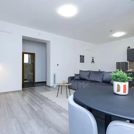Spacious 2 Bedroom In 布拉迪斯拉发