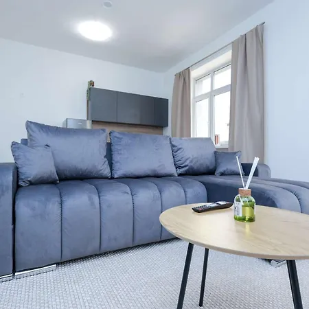 Spacious 2 Bedroom In 公寓