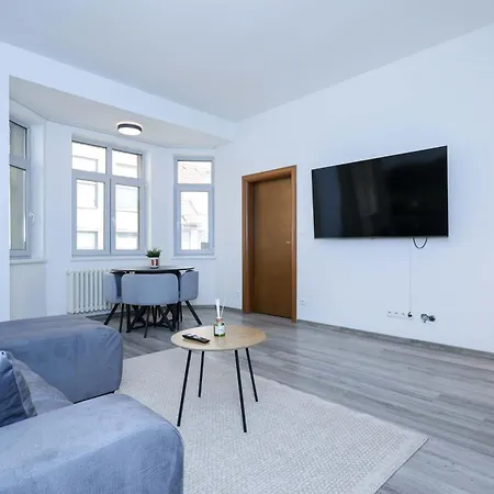 Spacious 2 Bedroom In * 布拉迪斯拉发