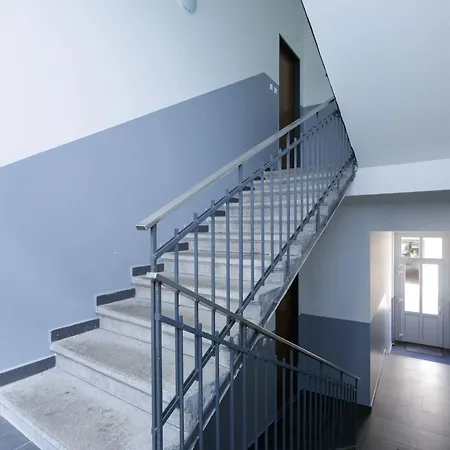 Spacious 2 Bedroom In 布拉迪斯拉发