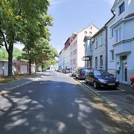 公寓 Spacious 2 Bedroom In